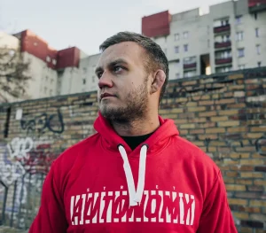 Męskie Street Autonomy Bluzy>BLUZA Z KAPTUREM TURBO RED/WHITE 2022
