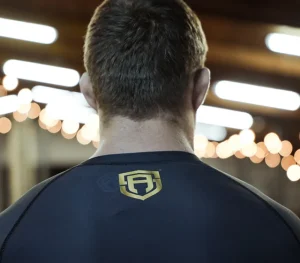 Męskie Street Autonomy Męskie>RASHGUARD LONG RECTA BLACK/GOLD 2022